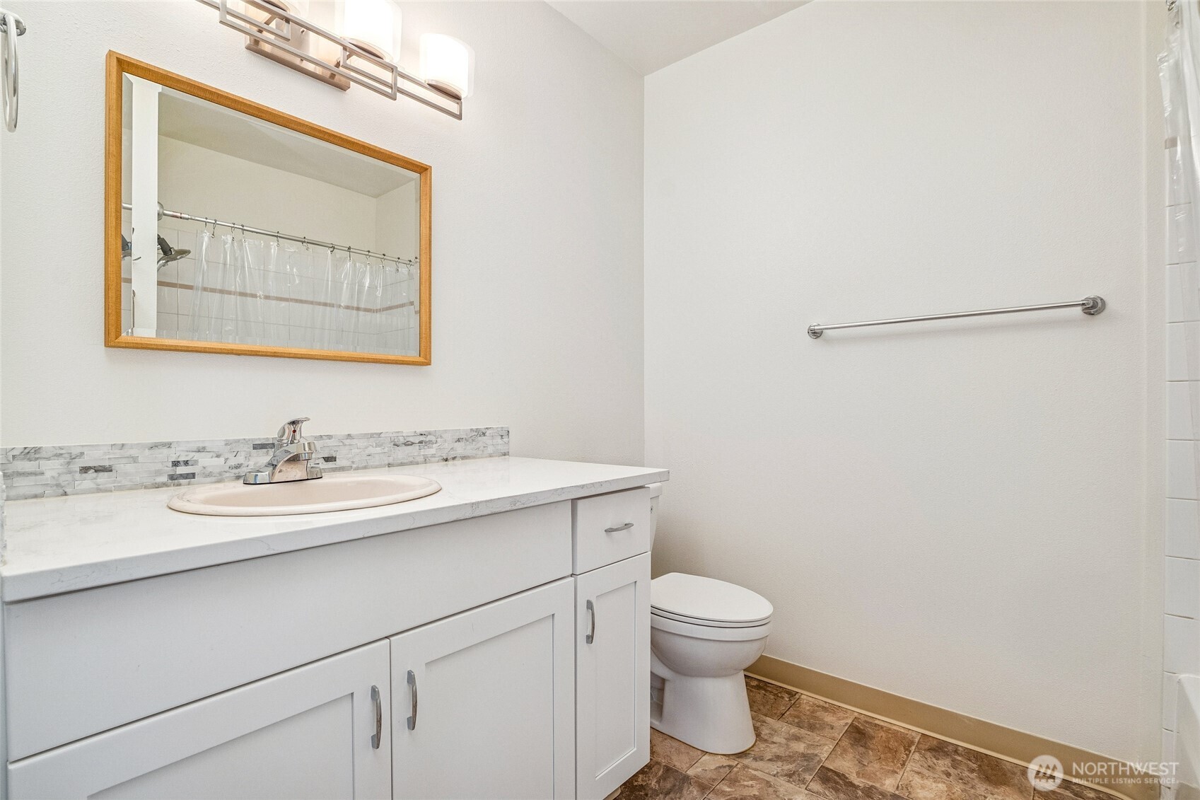 3221 SW Avalon Way #313, Seattle, WA 98126