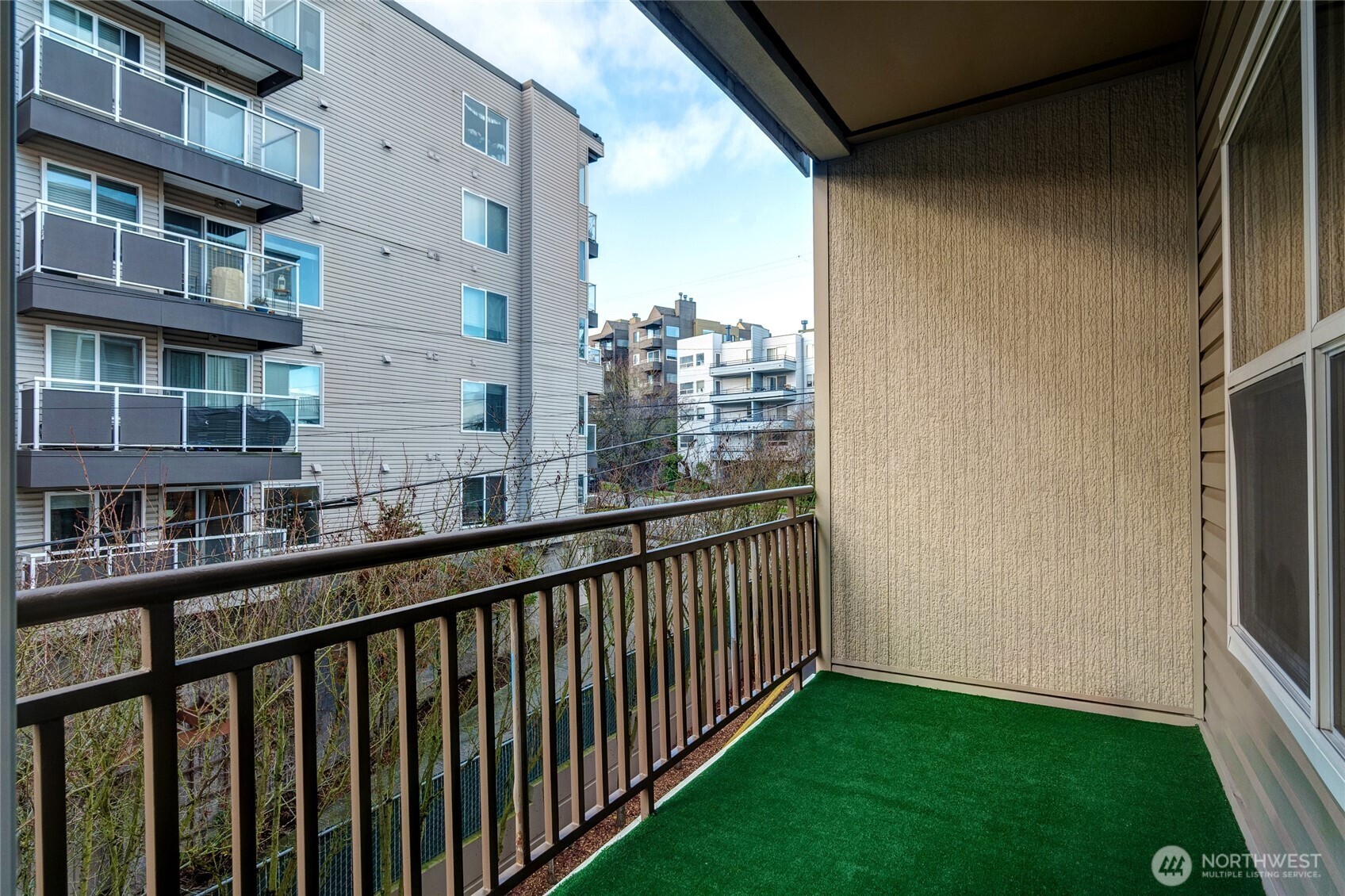 3221 SW Avalon Way #313, Seattle, WA 98126