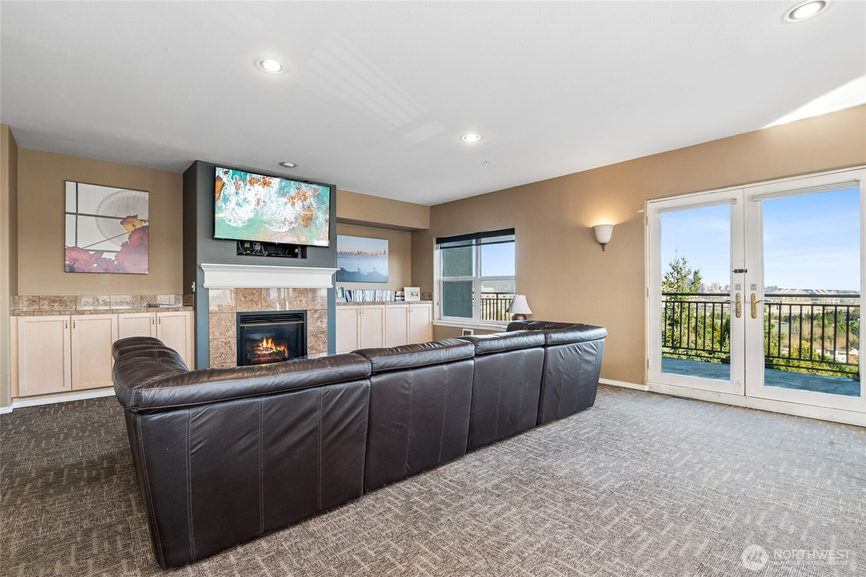 3221 SW Avalon Way #313, Seattle, WA 98126