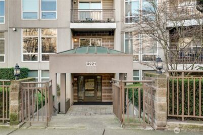 3221 SW Avalon Way #313, Seattle, WA 98126 - Photo 3