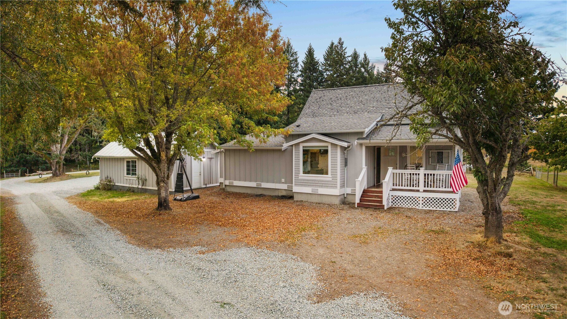 23610 94th Ave E , Graham, WA 98338