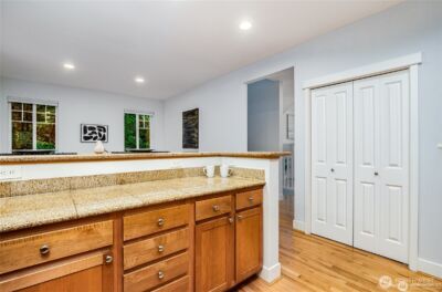 5523 Lakemont Boulevard SE #604, Bellevue, WA 98006 - Photo 13