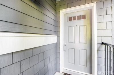 5523 Lakemont Boulevard SE #604, Bellevue, WA 98006 - Photo 3