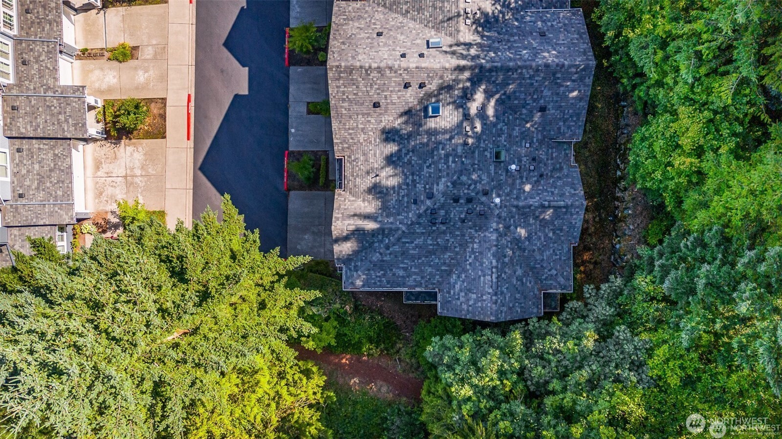 5523 Lakemont Boulevard SE #604, Bellevue, WA 98006