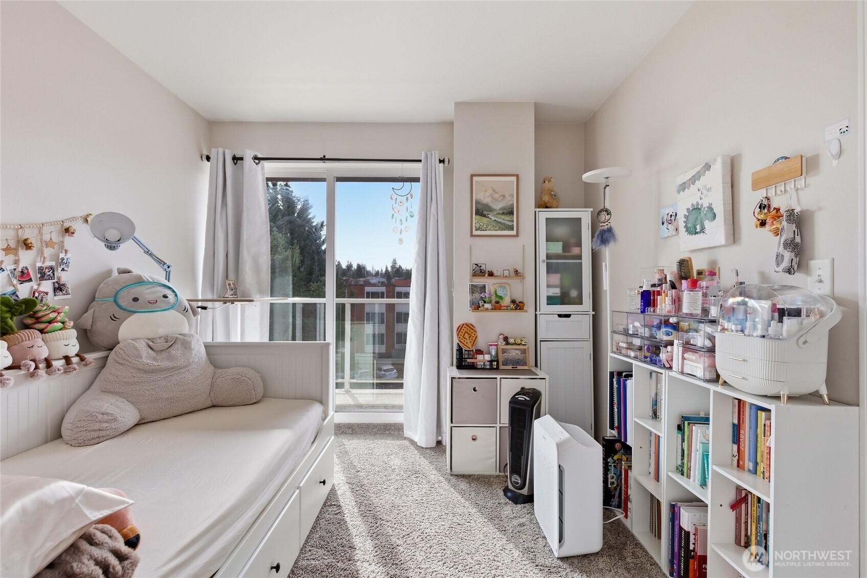 15020 Bothell Way NE #406, Lake Forest Park, WA 98155