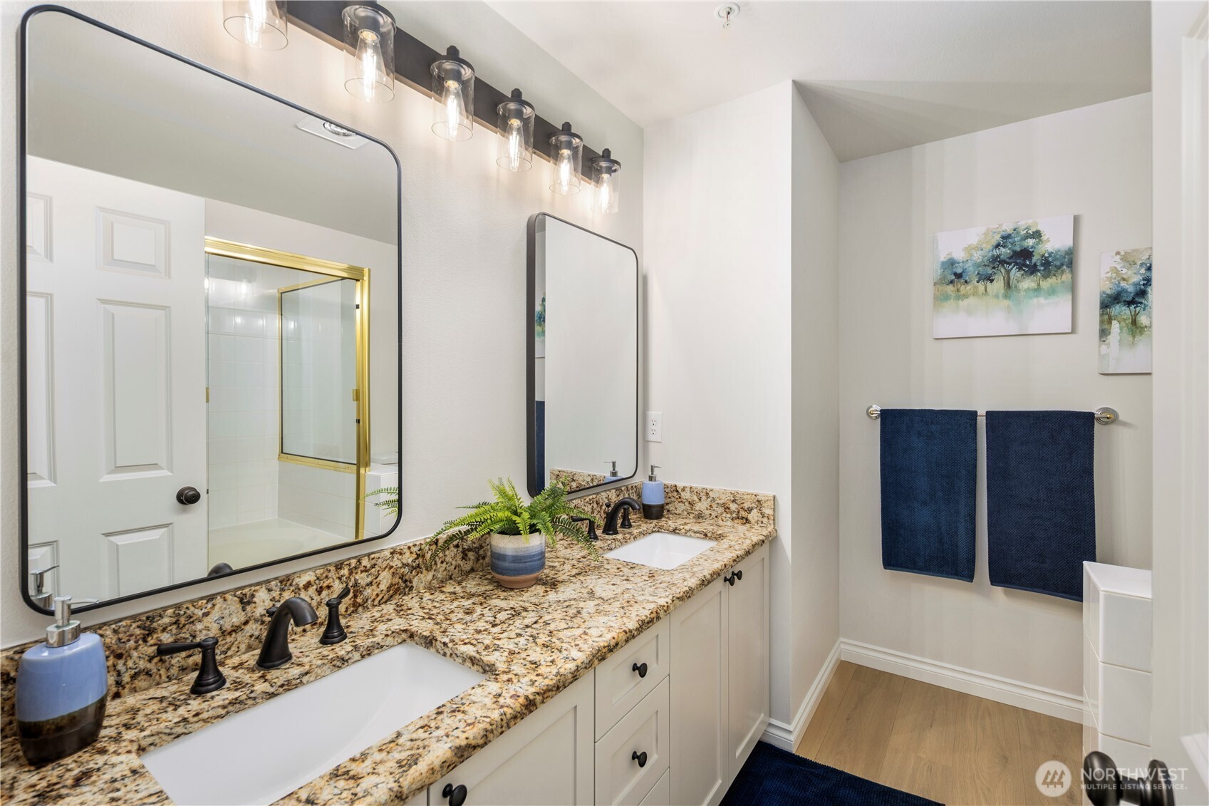 9217 122nd Court NE #119, Kirkland, WA 98033