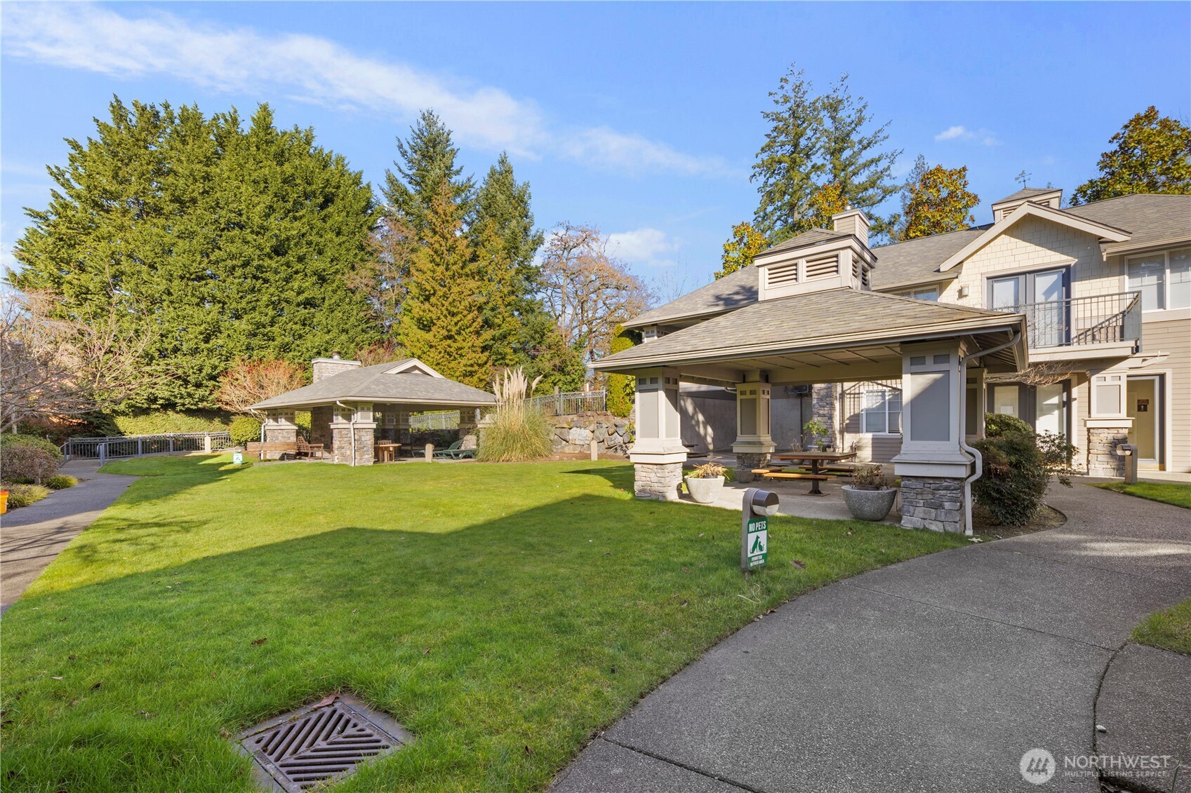 9217 122nd Court NE #119, Kirkland, WA 98033