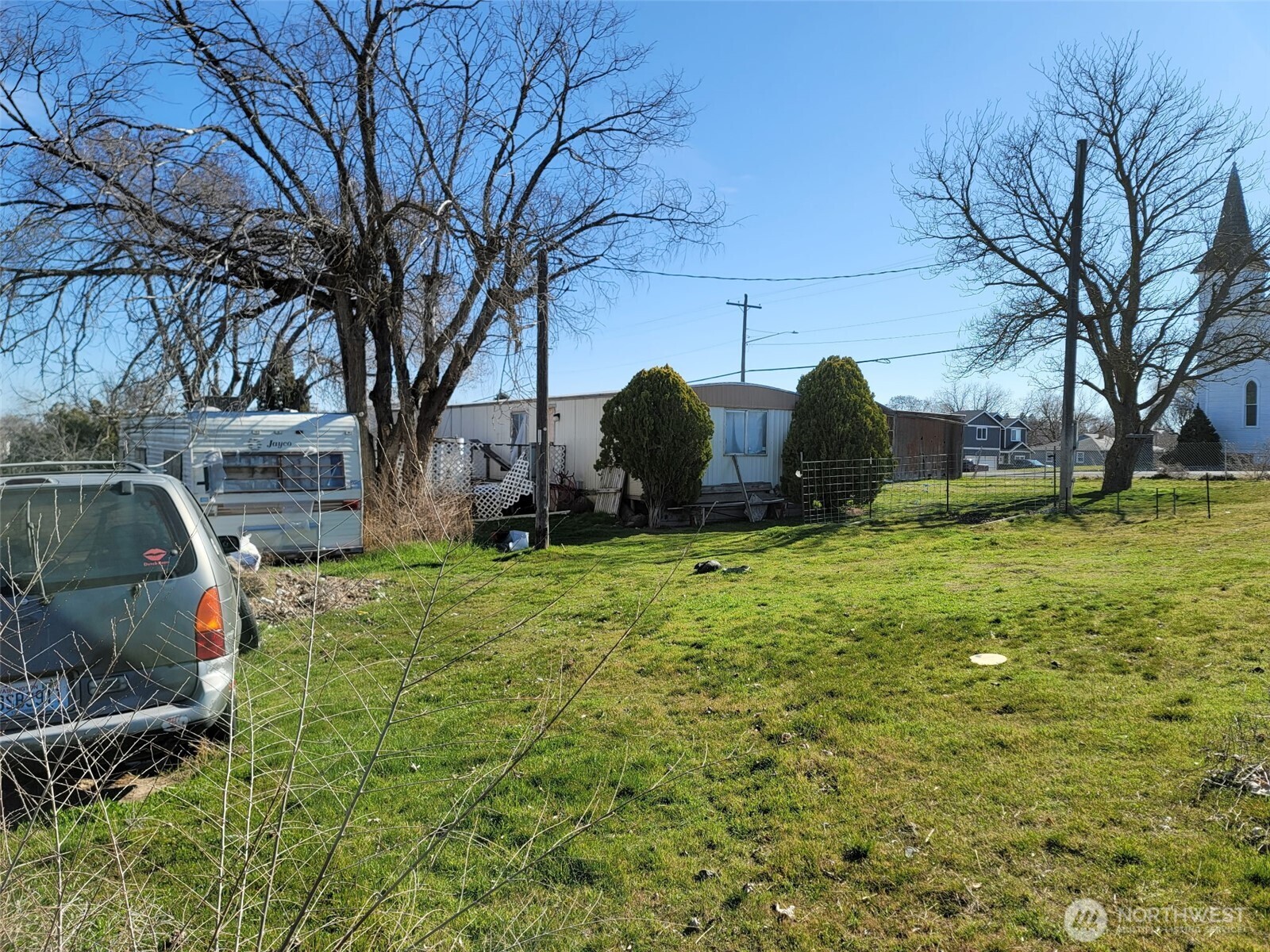 217 S Oak Avenue , Warden, WA 98857