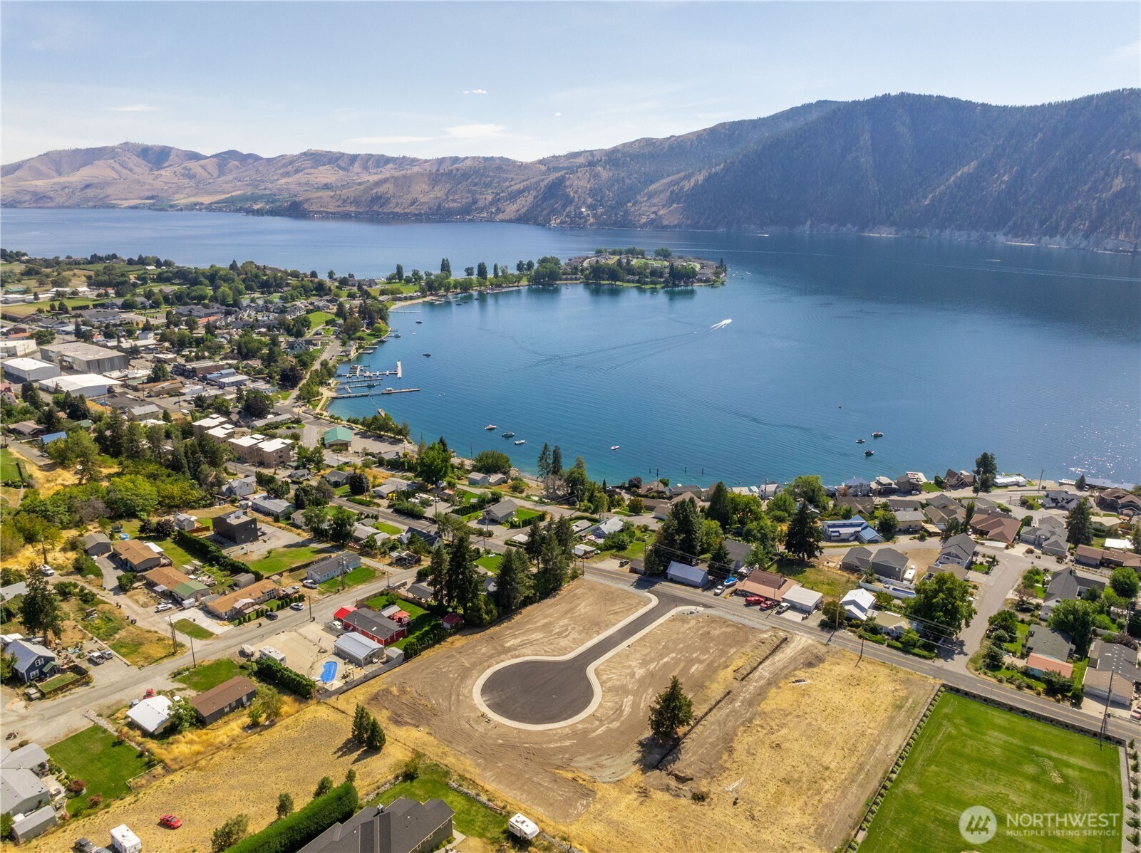 33 Indigo Lane , Manson, WA 98831