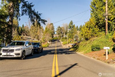 709 N 23rd Avenue , Kelso, WA 98626 - Photo 17