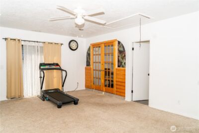 709 N 23rd Avenue , Kelso, WA 98626 - Photo 4