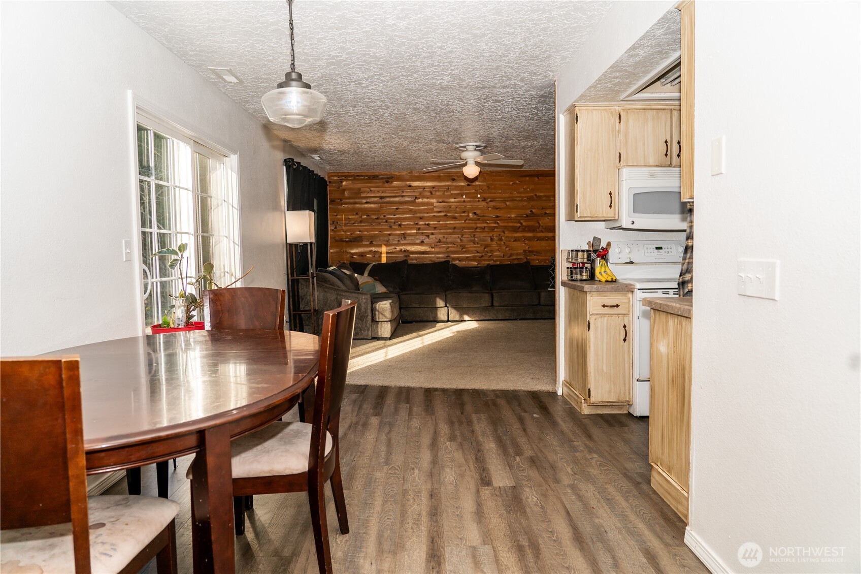 709 N 23rd Avenue , Kelso, WA 98626