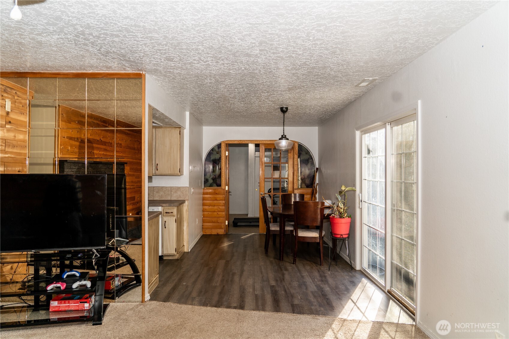 709 N 23rd Avenue , Kelso, WA 98626