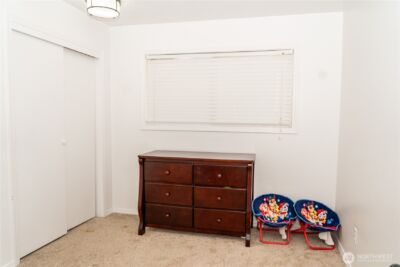 709 N 23rd Avenue , Kelso, WA 98626 - Photo 10