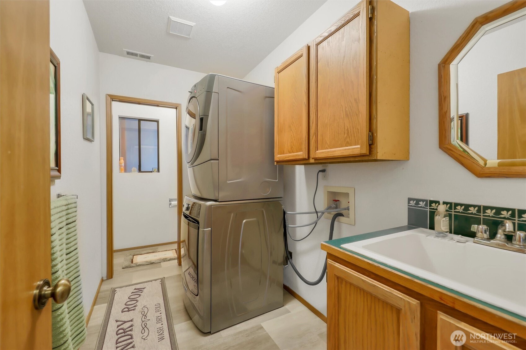 16714 Broadway Avenue , Snohomish, WA 98296