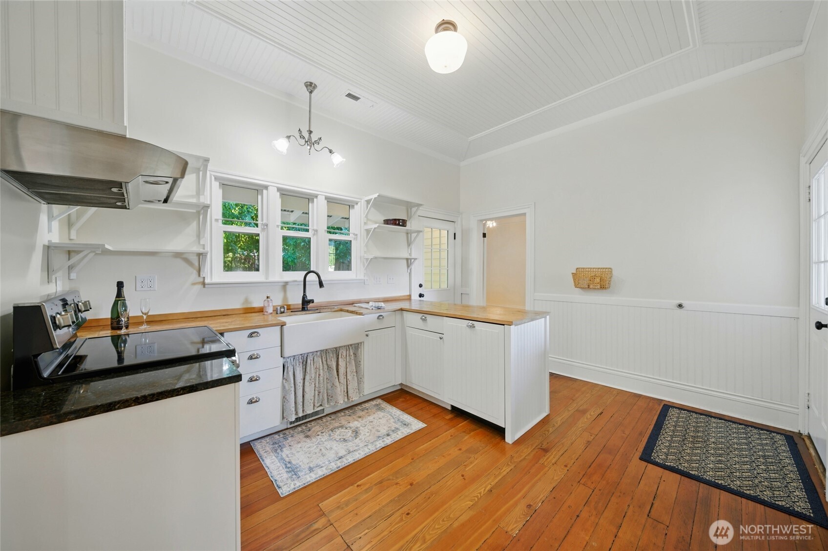 415 Preston Avenue , Waitsburg, WA 99361