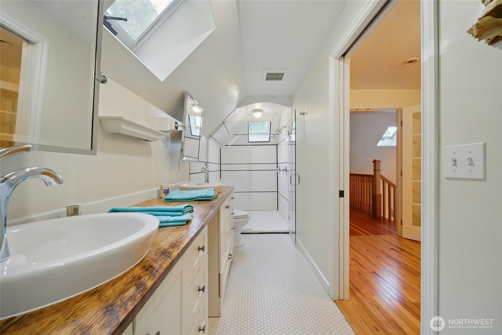 415 Preston Avenue , Waitsburg, WA 99361