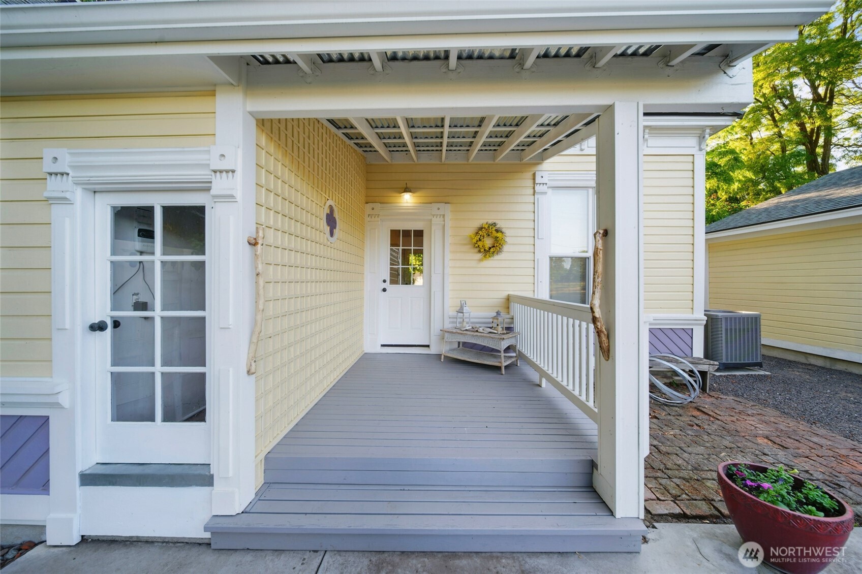 415 Preston Avenue , Waitsburg, WA 99361