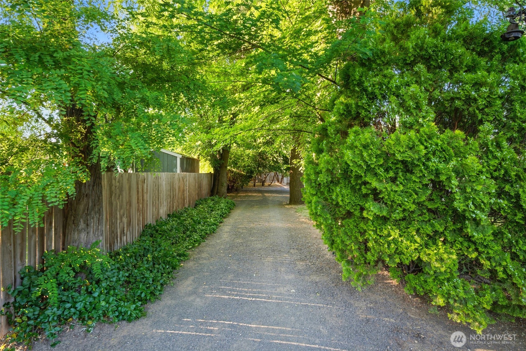 415 Preston Avenue , Waitsburg, WA 99361