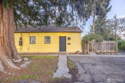 1110 S Chase Street , Port Angeles, WA 98362 - Photo 3