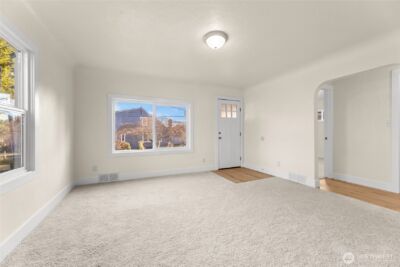 1229 Broadway Ave , Bremerton, WA 98337 - Photo 6