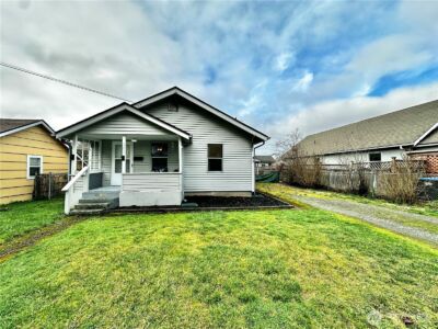 303 S Buckner Street , Centralia, WA 98531
