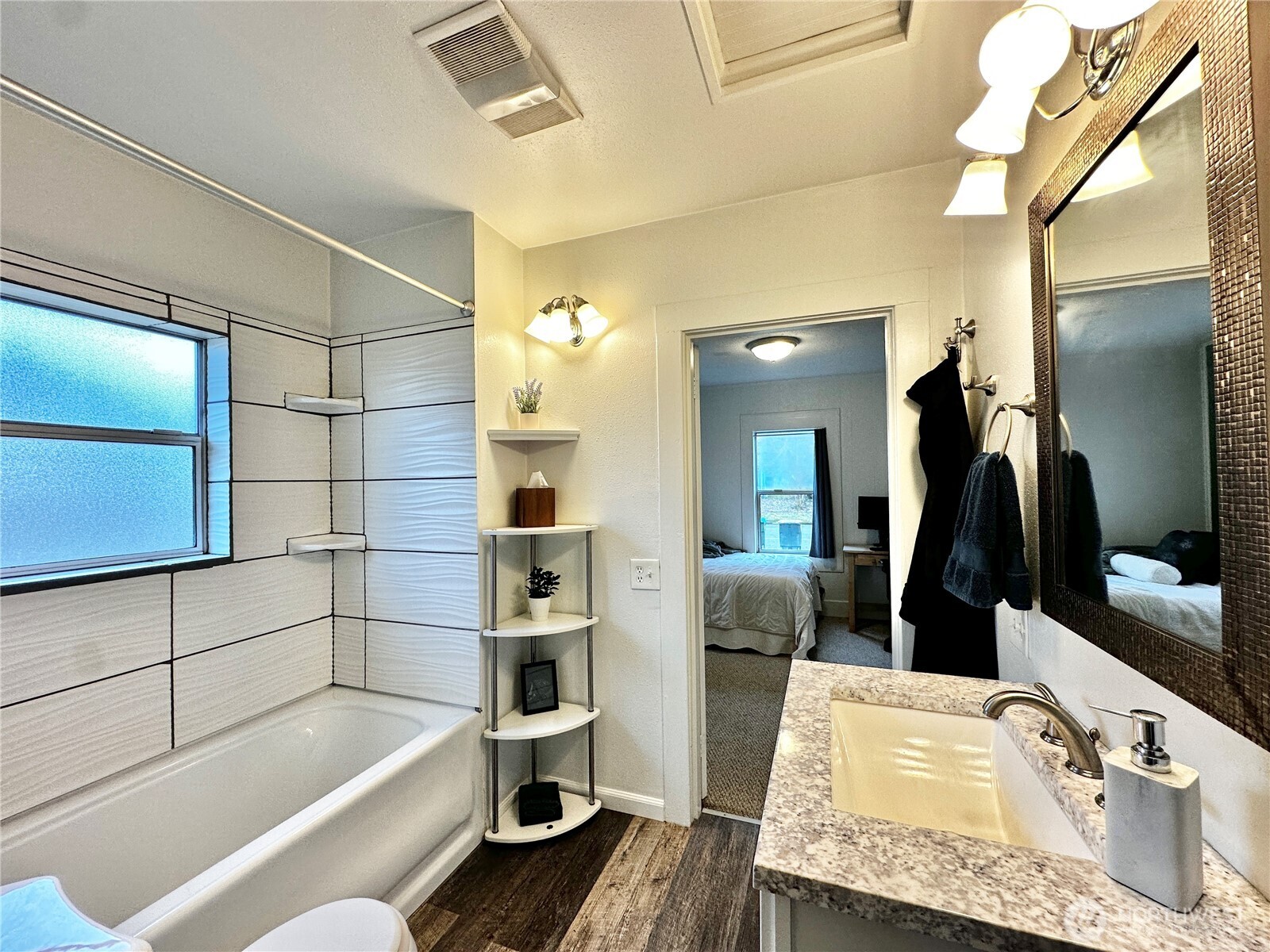 303 S Buckner Street , Centralia, WA 98531