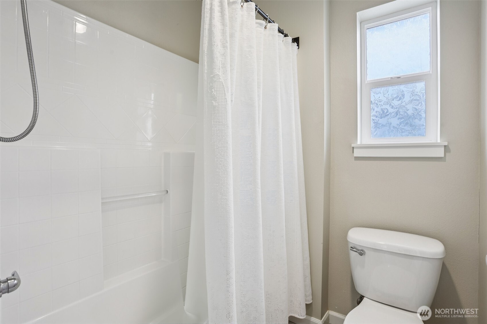 18200 NE 110th Street , Redmond, WA 98052