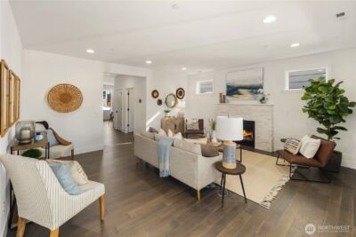 809 211th Place SE, Bothell, WA 98021 - Photo 9