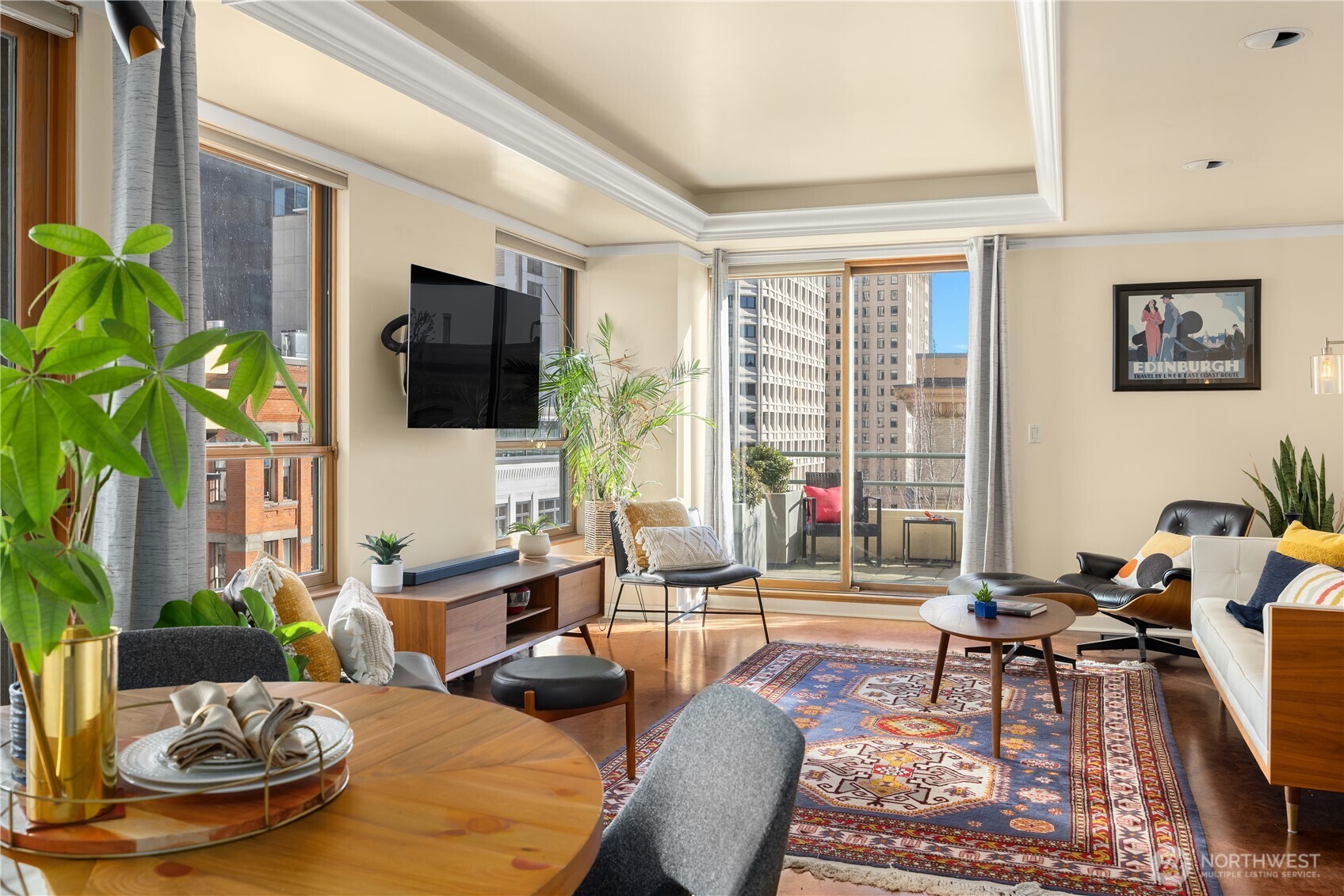 1107 1st Avenue #602, Seattle, WA 98101-2944