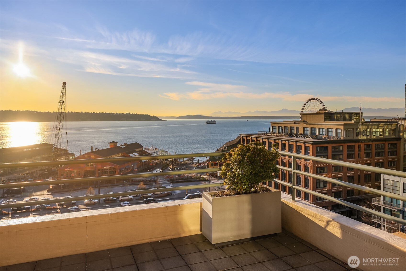 1107 1st Avenue #602, Seattle, WA 98101-2944