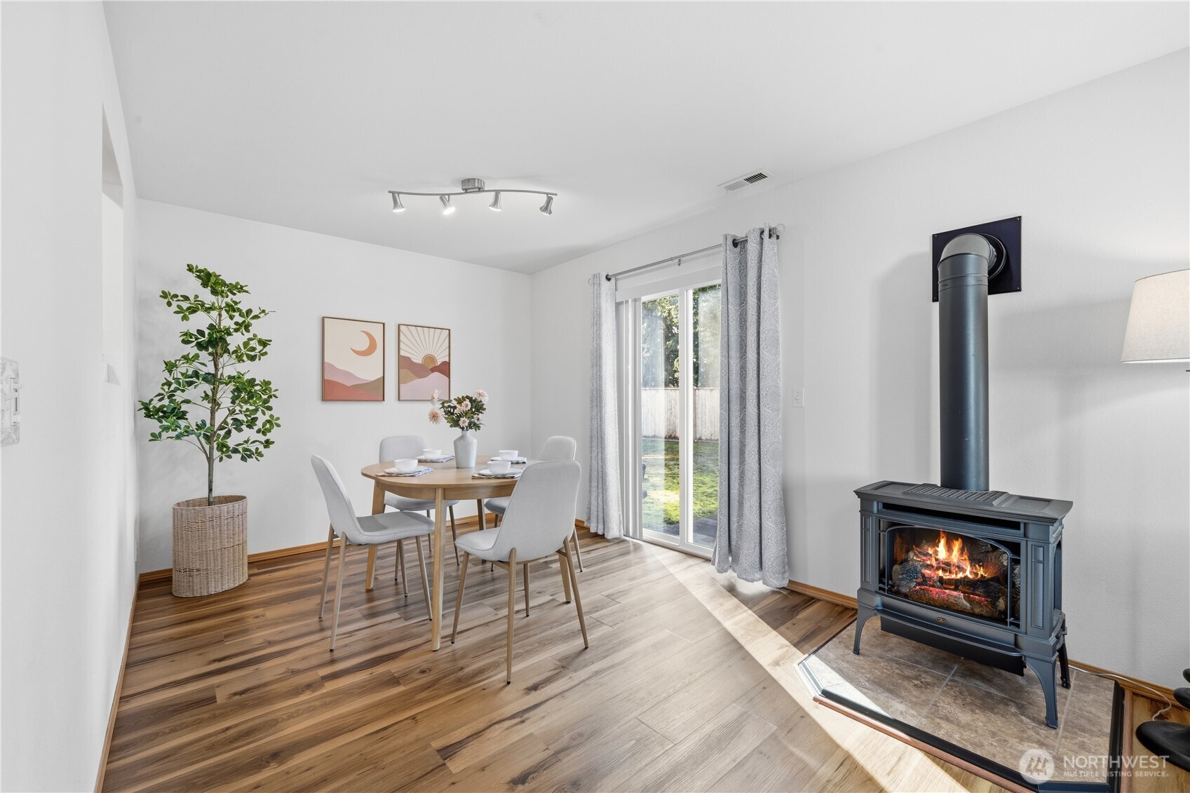 21531 SE 290th Place , Kent, WA 98042