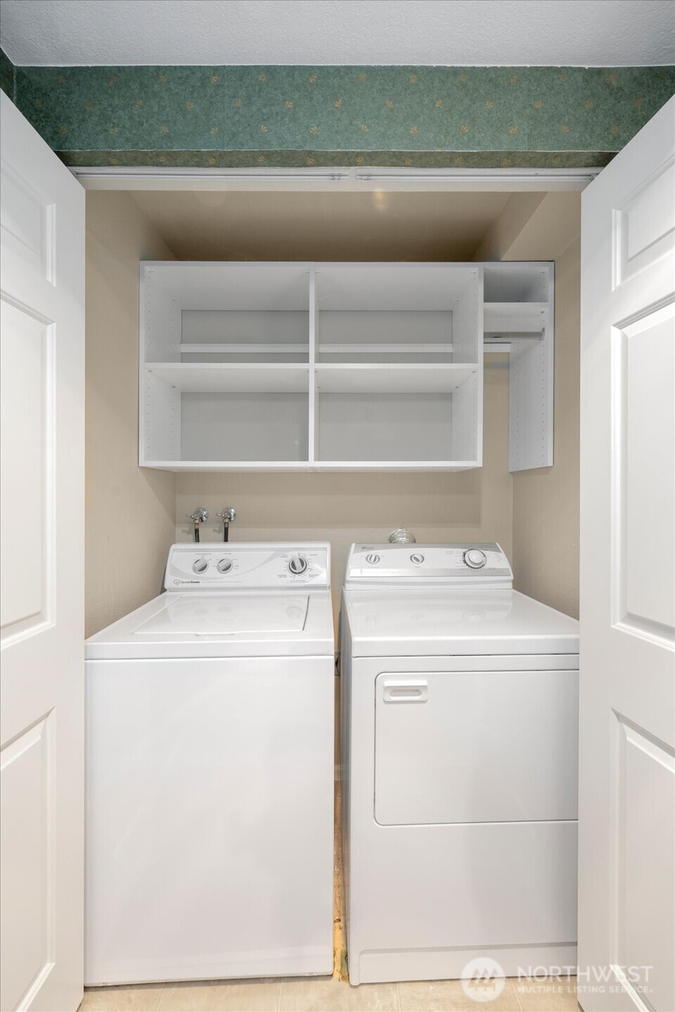 15907 NE 40th Way #32A, Redmond, WA 98052