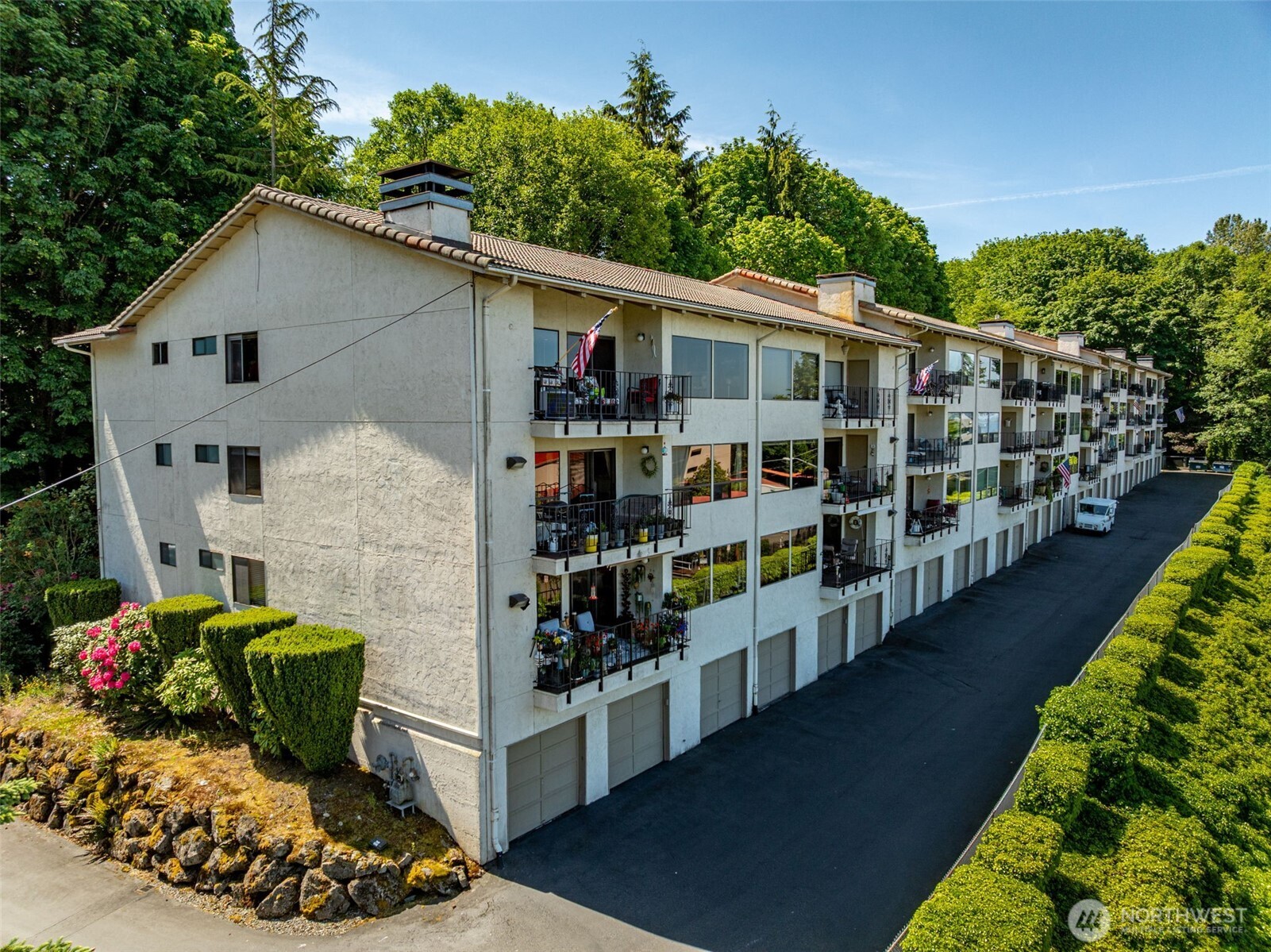 28313 Redondo Way S #102, Des Moines, WA 98198