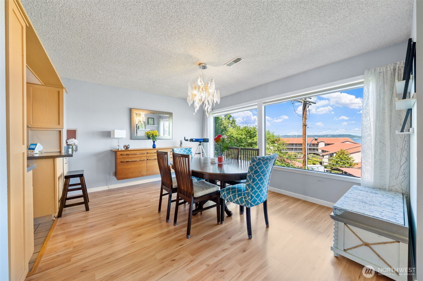 28313 Redondo Way S #102, Des Moines, WA 98198