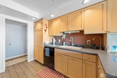 28313 Redondo Way S #102, Des Moines, WA 98198 - Photo 14