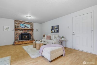 16011 2nd Place W, Lynnwood, WA 98087 - Photo 2