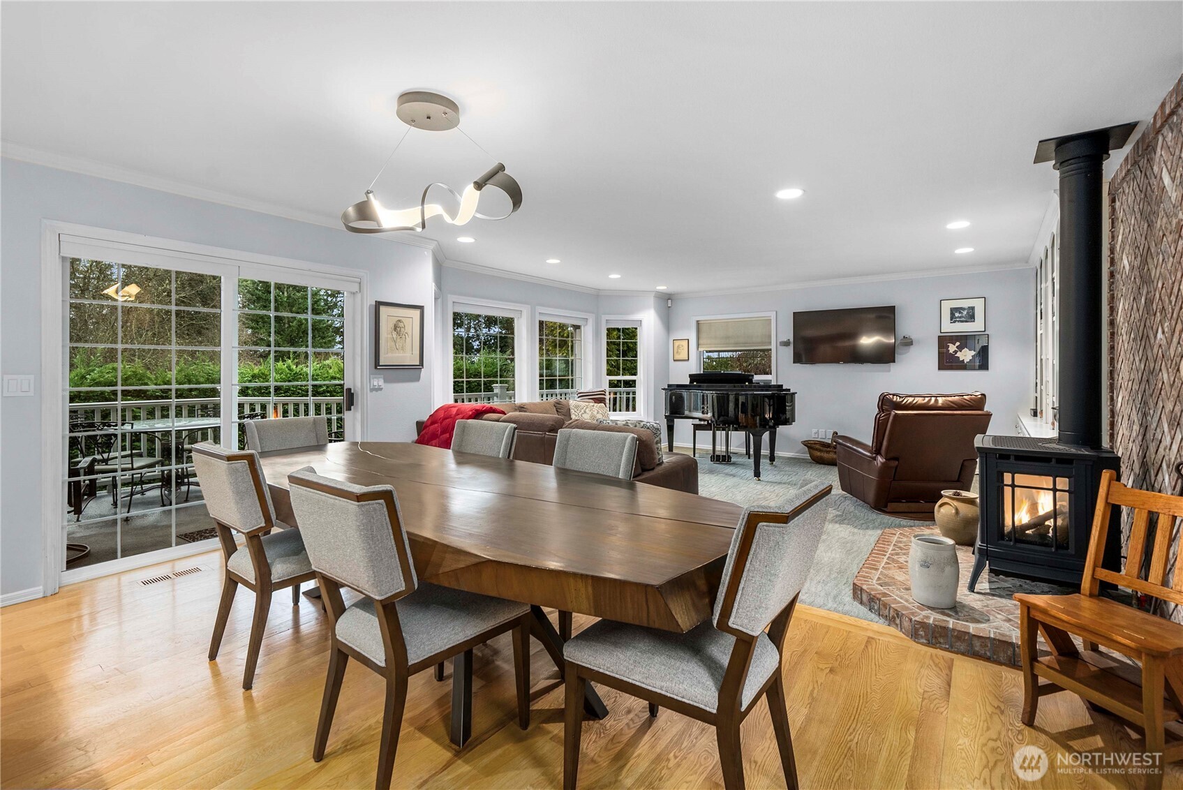 10316 43rd Street E, Edgewood, WA 98372-2131