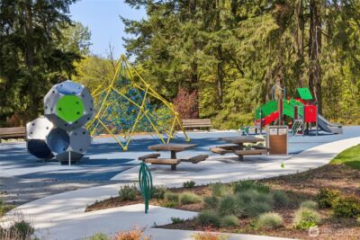 11411 SE 83rd Place #18, Newcastle, WA 98056 - Photo 32