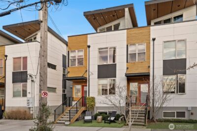 2422 55th Avenue SW, Seattle, WA 98116 - Photo 2