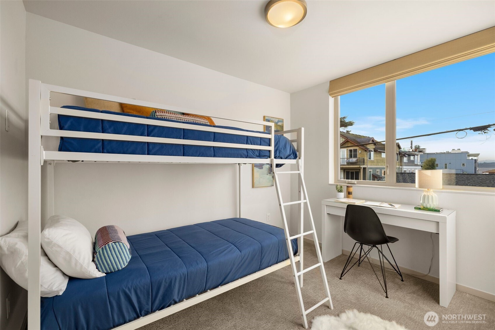 2422 55th Avenue SW, Seattle, WA 98116