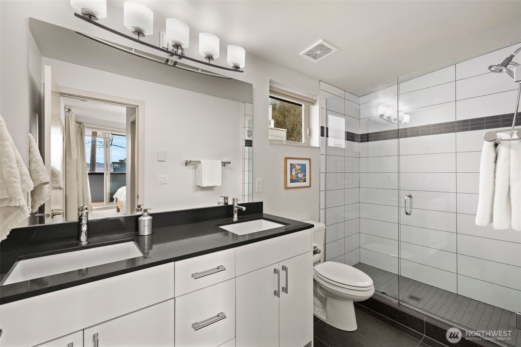 2422 55th Avenue SW, Seattle, WA 98116