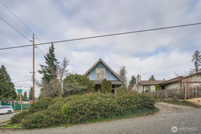 4431 S 11th Street , Tacoma, WA 98405 - Photo 2