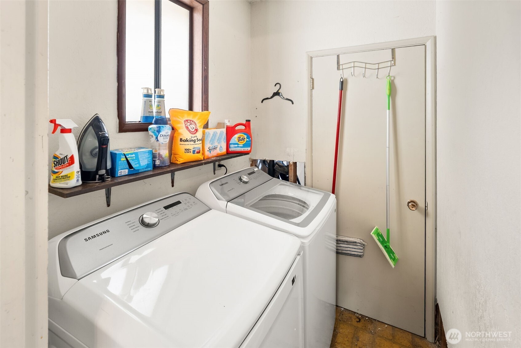 910 Wildwood Avenue NE, Napavine, WA 98532