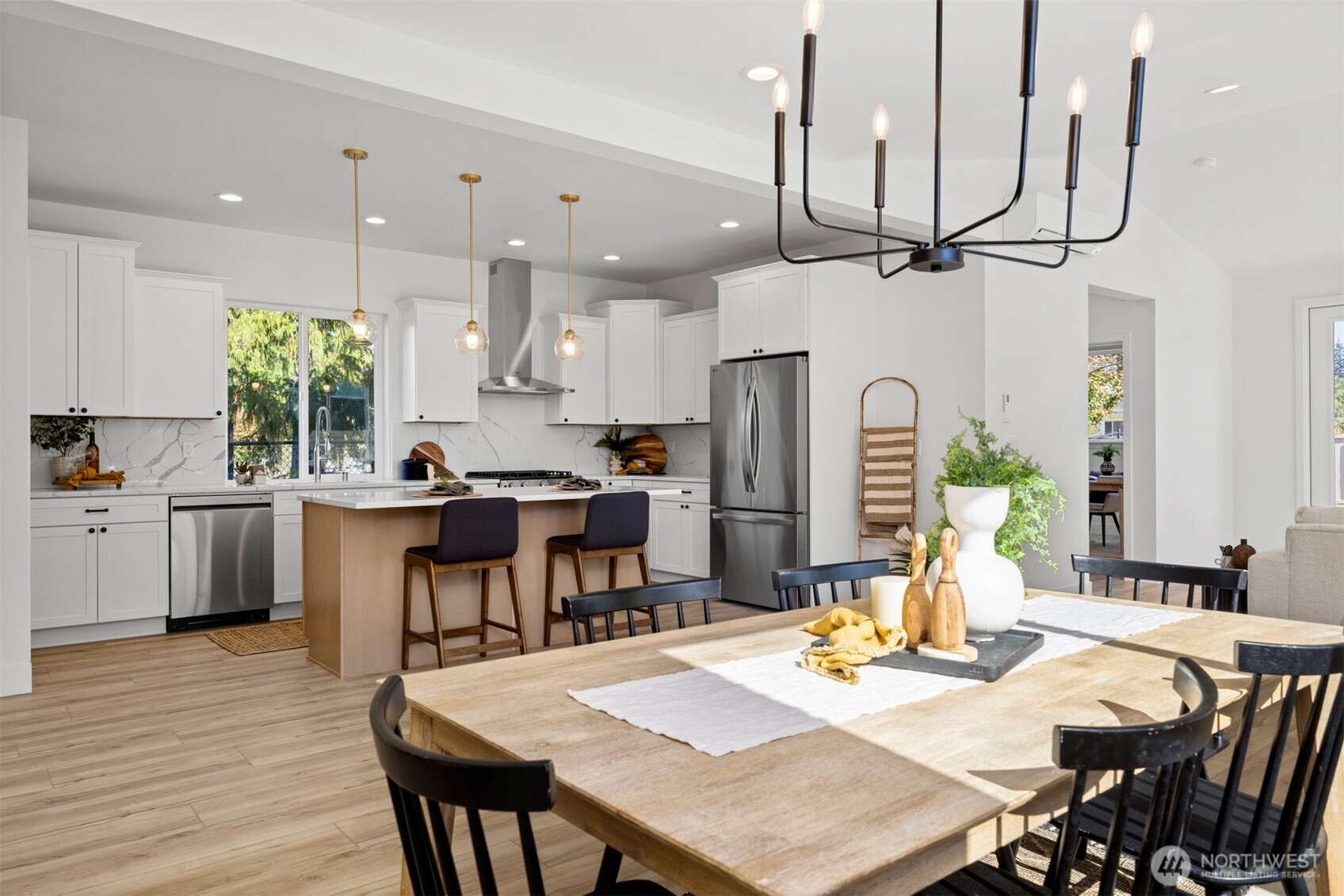 224 N 54th Place , Mount Vernon, WA 98273