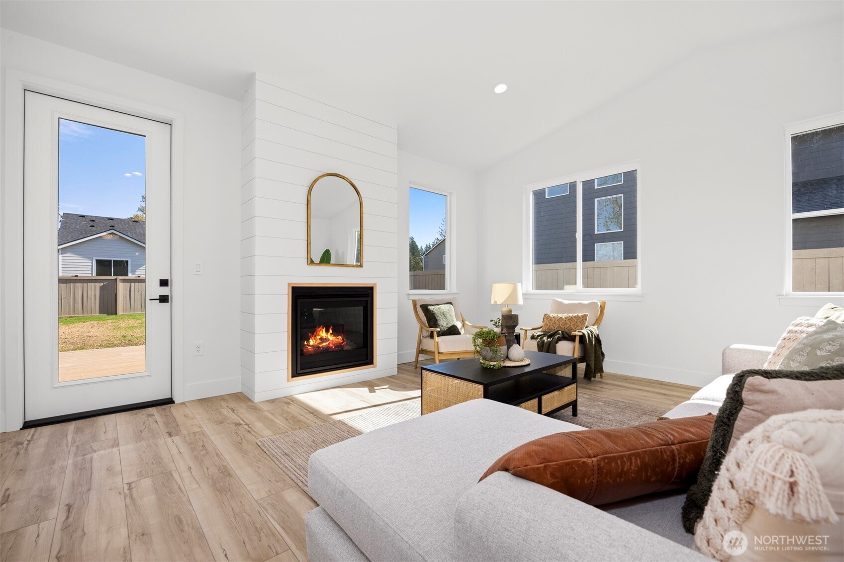 224 N 54th Place , Mount Vernon, WA 98273