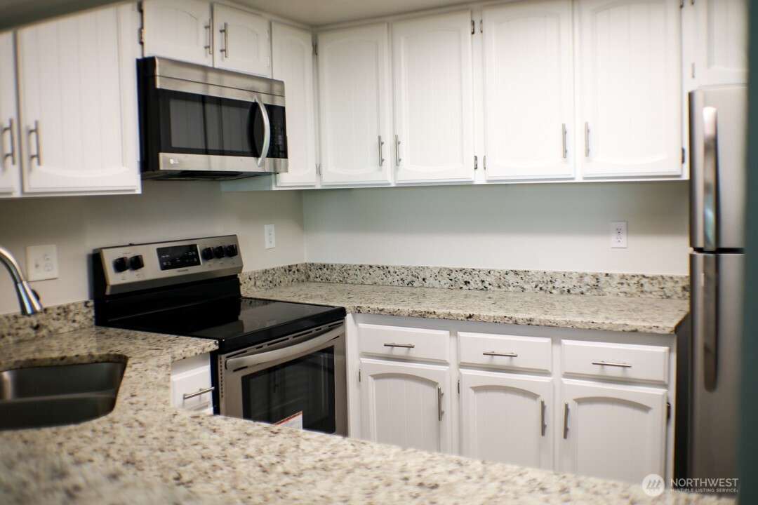 2611 NE 4th Street #234, Renton, WA 98056