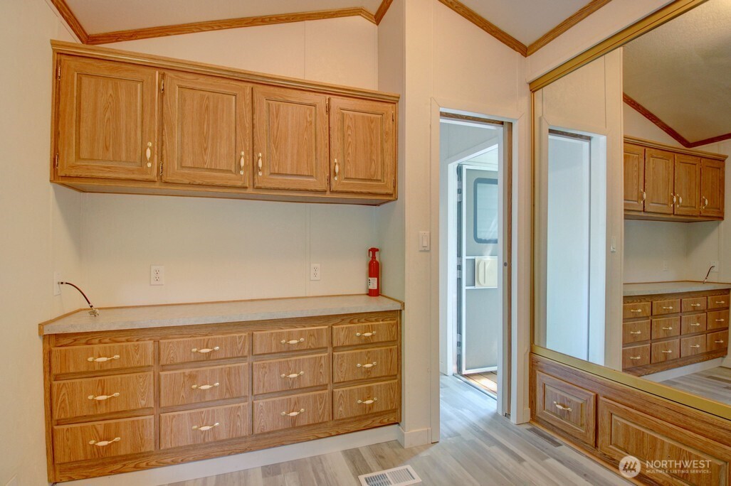 92 Riverside Drive , Deming, WA 98244