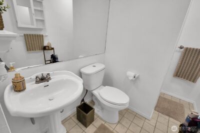 330 Elm St #201, Everett, WA 98203 - Photo 13