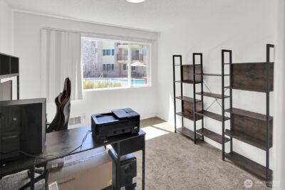 330 Elm St #201, Everett, WA 98203 - Photo 22